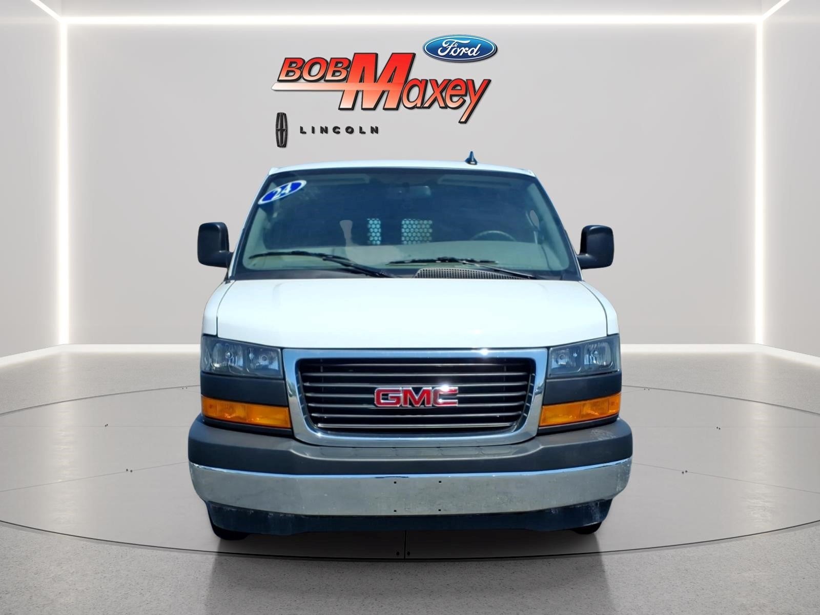 2024 GMC Savana 2500