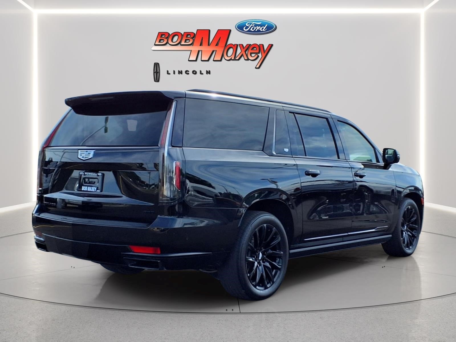 2023 Cadillac Escalade ESV Sport