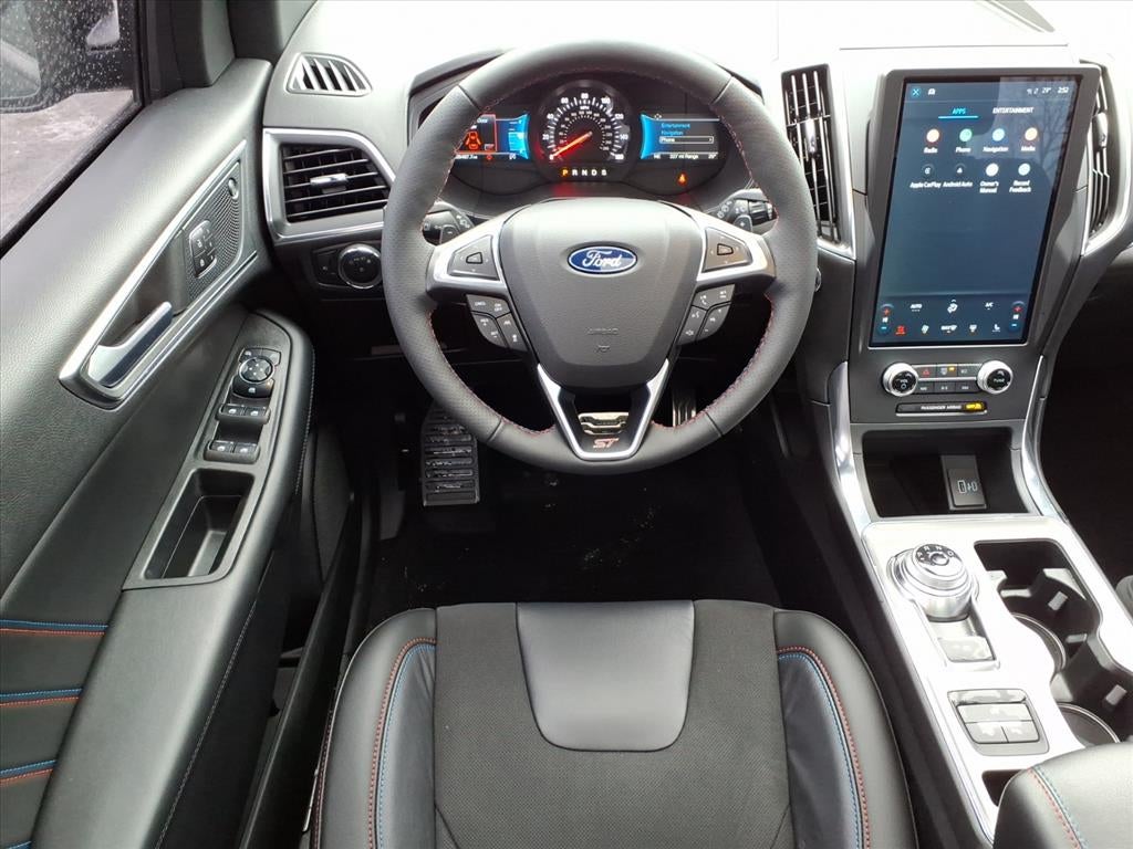 2024 Ford Edge ST