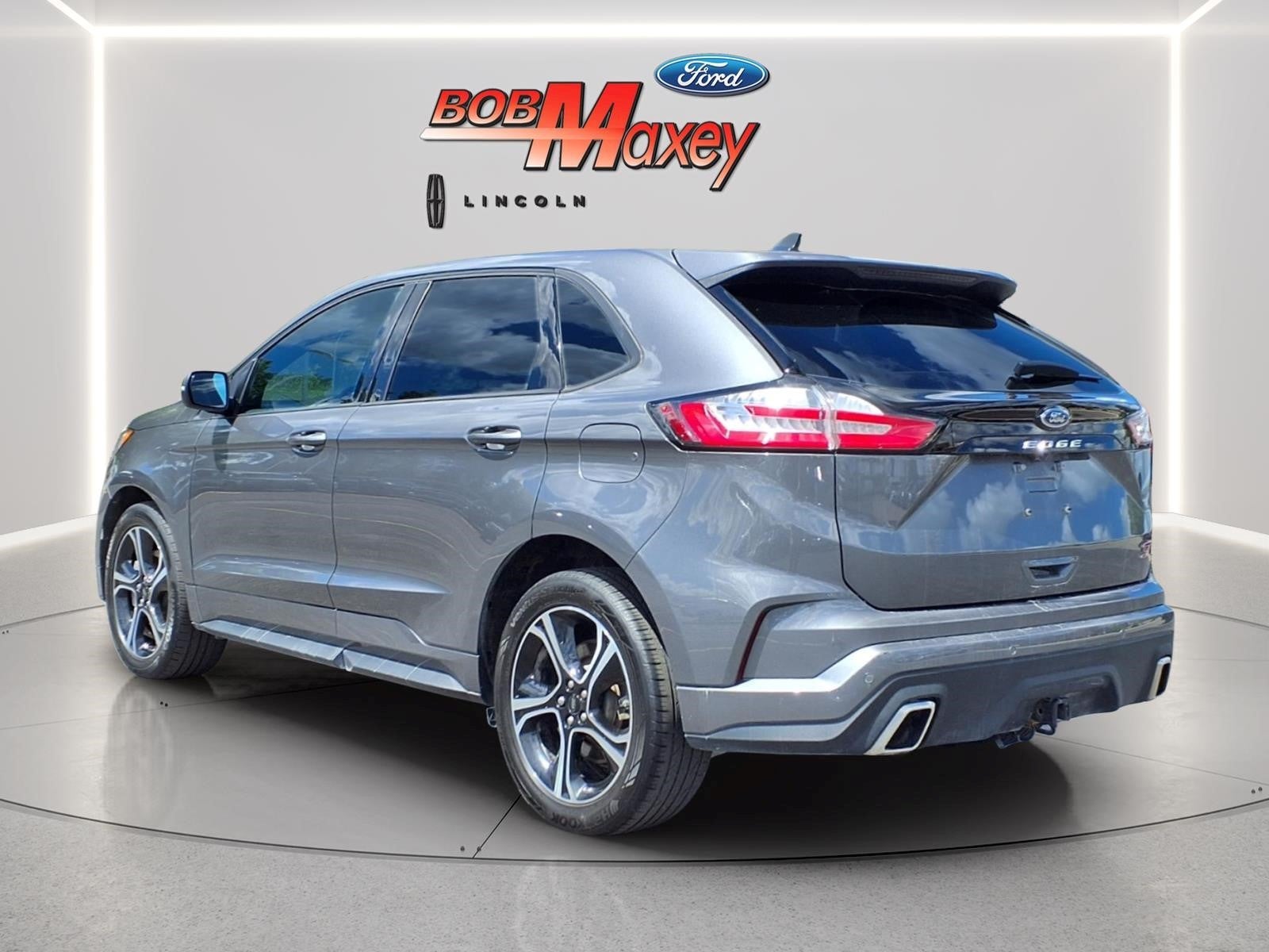 2023 Ford Edge ST