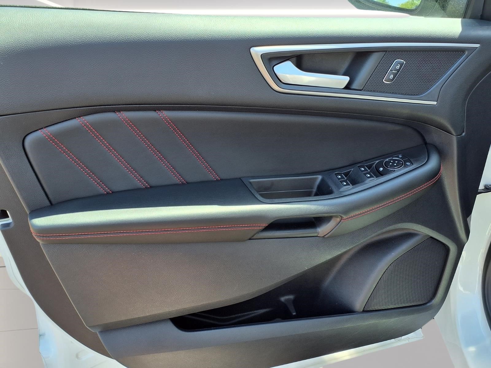 2022 Ford Edge ST Line