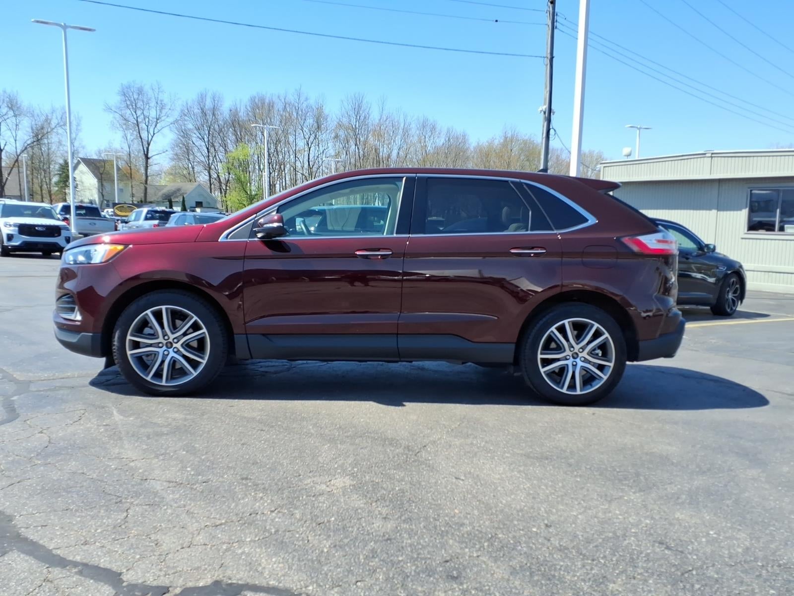 2023 Ford Edge Titanium