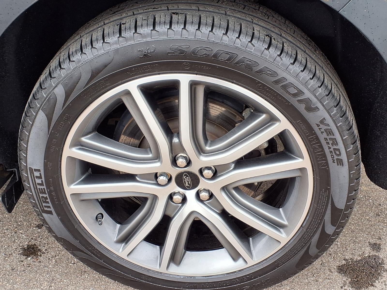 2024 Ford Edge Titanium