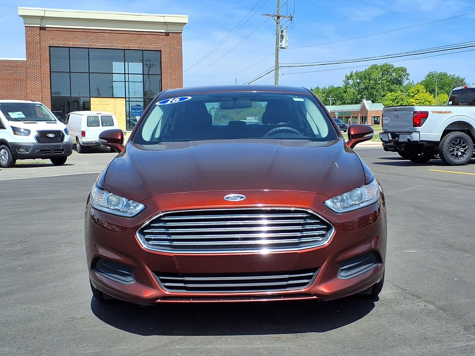 2016 Ford Fusion SE