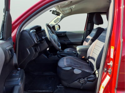 2017 Toyota Tacoma SR