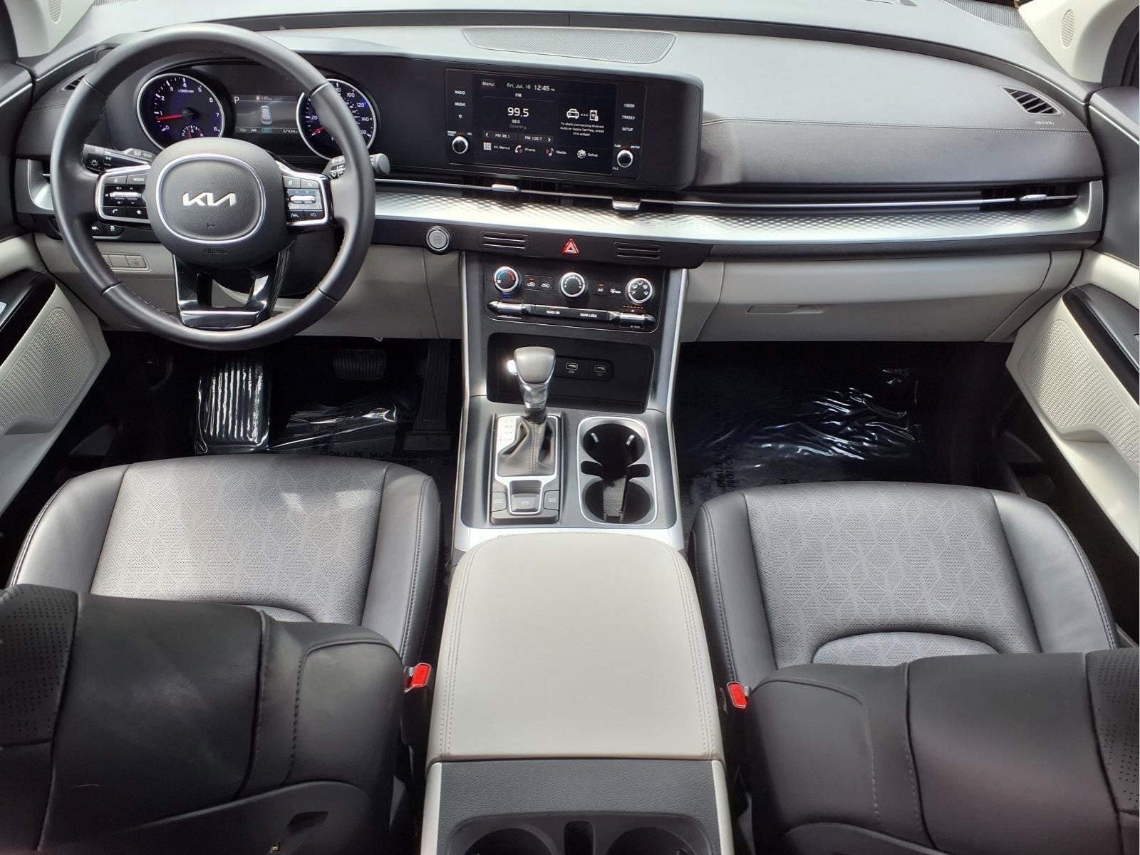 2023 Kia Carnival LX