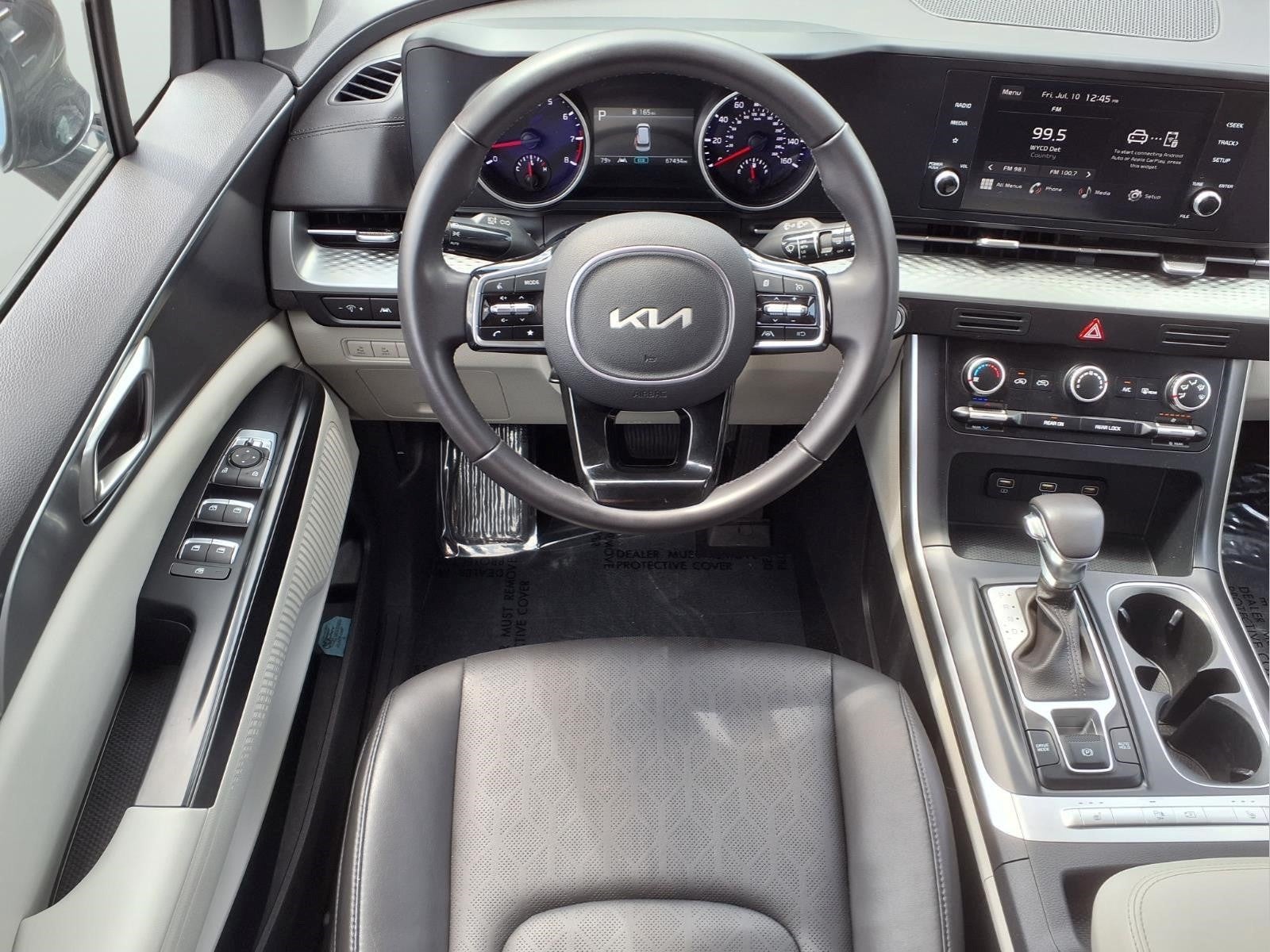 2023 Kia Carnival LX