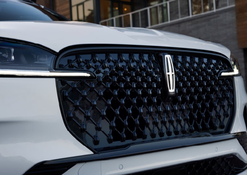 The front grille of a 2026 Lincoln Aviator® SUV is shown. | Bob Maxey Lincoln in Detroit MI