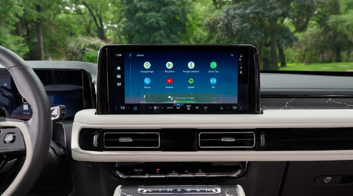 The center touchscreen inside a 2027 Lincoln Aviator® Black Label™ SUV | Bob Maxey Lincoln in Detroit MI