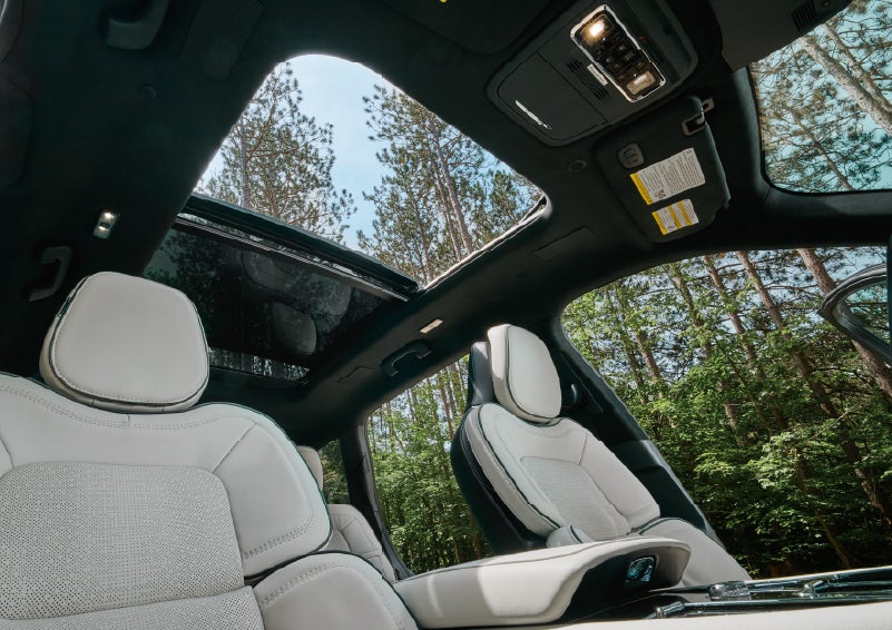 The front seats of a 2027 Lincoln Aviator® Black Label™ SUV | Bob Maxey Lincoln in Detroit MI