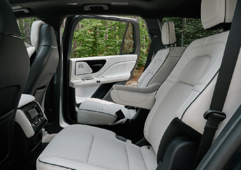 A side view of the second row with captain’s chairs in a 2027 Lincoln Aviator® Black Label™ SUV. | Bob Maxey Lincoln in Detroit MI